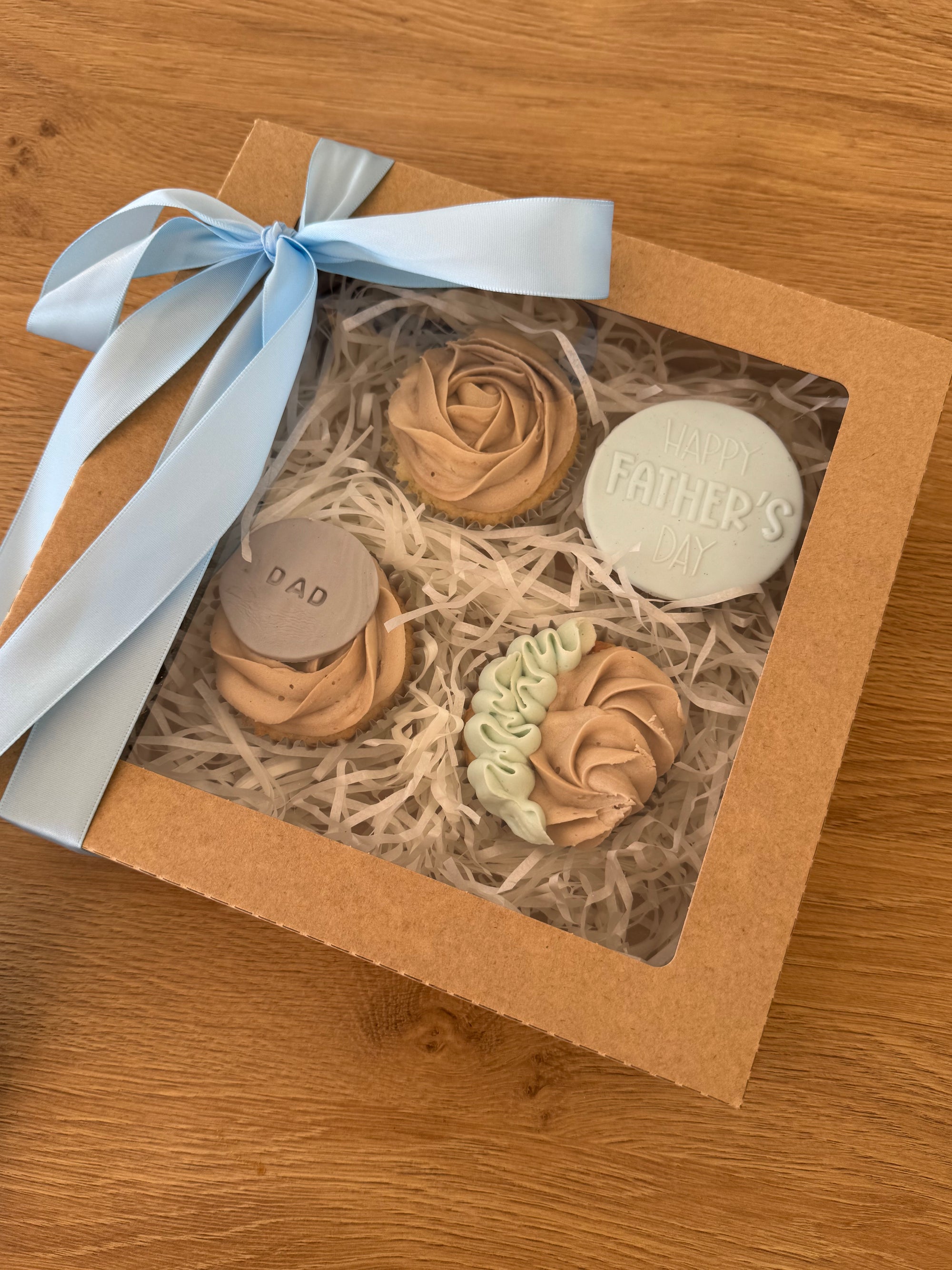 Fathers Day Cupcake Pack